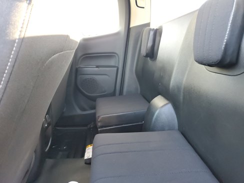 Used 2022 Chevrolet Colorado LT w/ Fleet Safety Package image 11