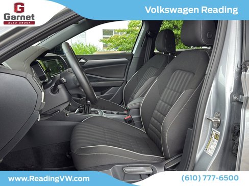 Certified 2024 Volkswagen Jetta Sport image 11