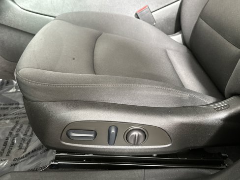 Used 2023 Chevrolet Malibu LT image 10