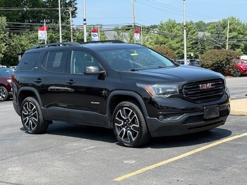 Used 2019 GMC Acadia SLT w/ Black Edition image 3