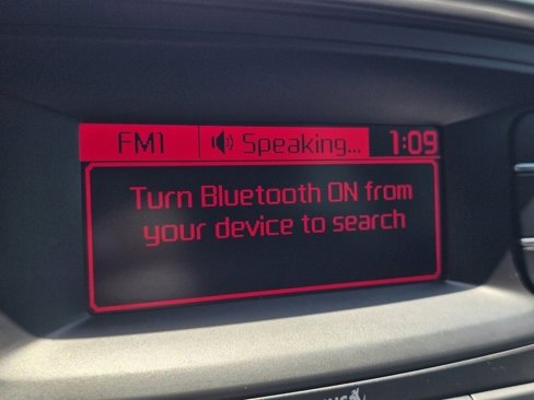 Used 2016 Kia Sorento L image 4