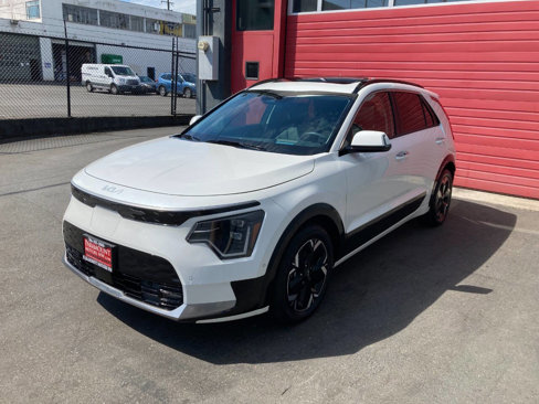 Used 2023 Kia Niro Wave image 6