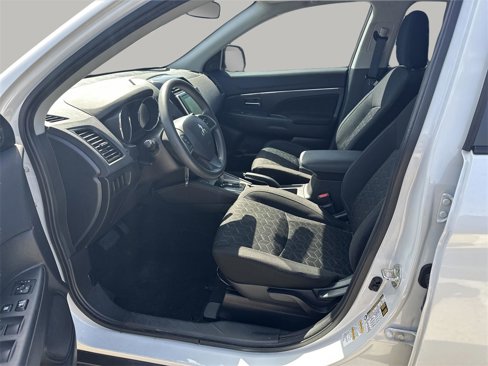 Used 2020 Mitsubishi Outlander Sport ES image 10