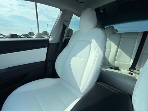 Used 2019 Tesla Model 3 Long Range image 23