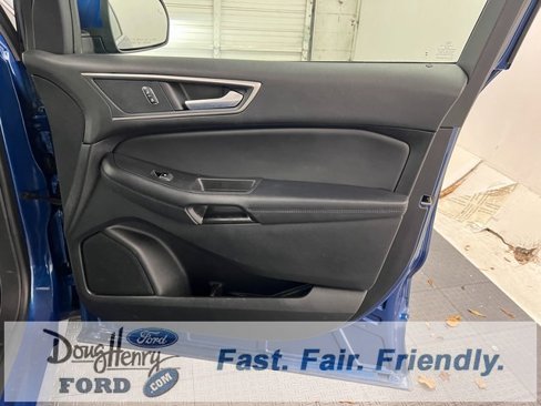 Used 2024 Ford Edge SEL image 35
