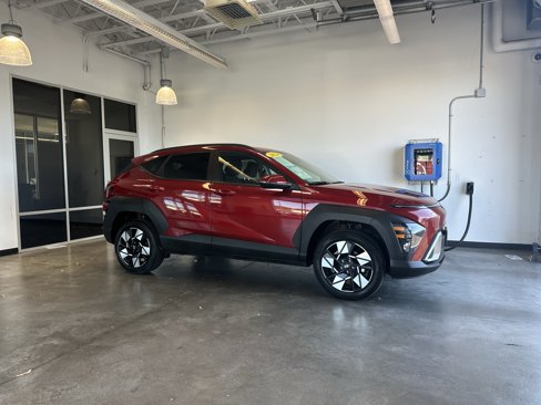 Used 2024 Hyundai Kona SEL image 1