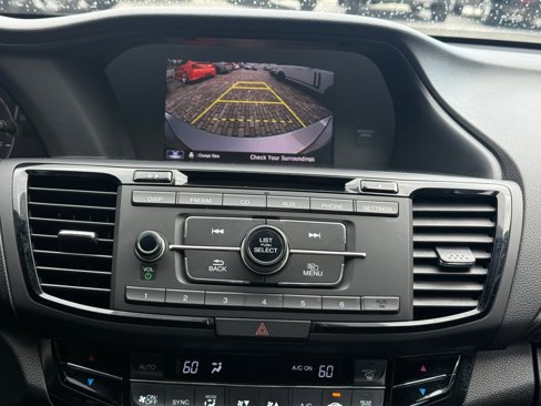 Used 2016 Honda Accord Sport image 22