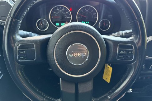 Used 2014 Jeep Wrangler Unlimited Rubicon w/ Max Tow Package image 25