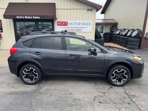 Used 2016 Subaru Crosstrek 2.0i Limited w/ Popular Package #2 image 2