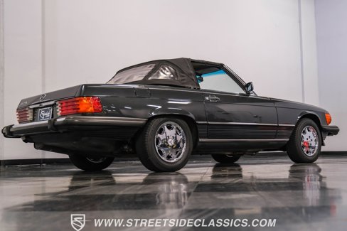 Used 1986 Mercedes-Benz 560 SL image 28