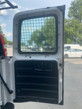 Used 2017 Chevrolet Express 3500 image 8