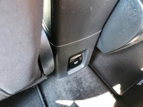 Used 2021 Ford EcoSport SE w/ SE Convenience Package image 32