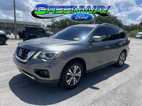 Used 2018 Nissan Pathfinder SV image 1