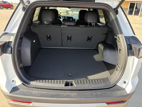 New 2026 Chevrolet Equinox LT w/ Convenience Package II image 12