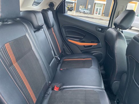 Used 2018 Ford EcoSport SES w/ SES Cold Weather Package image 12