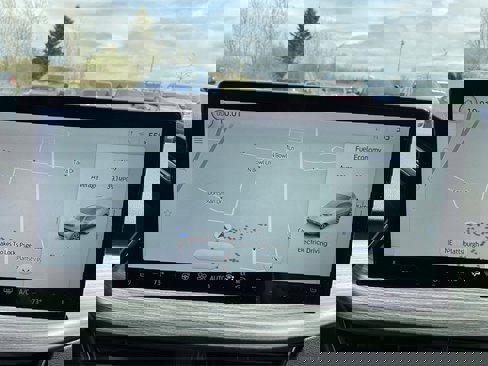 Certified 2024 Ford Escape Platinum w/ Premium Technology Package image 18