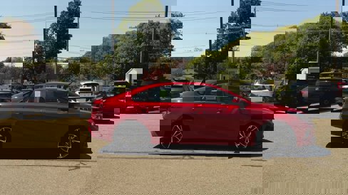 Used 2022 Kia Forte LXS image 8