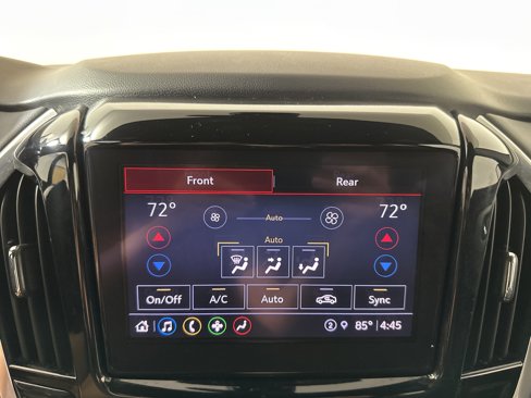 Used 2022 Chevrolet Traverse LT image 17
