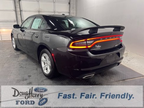 Used 2020 Dodge Charger SXT image 5