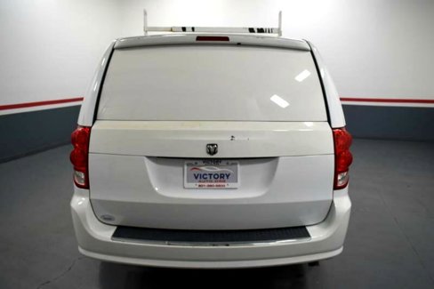 Used 2014 RAM C/V Tradesman image 7