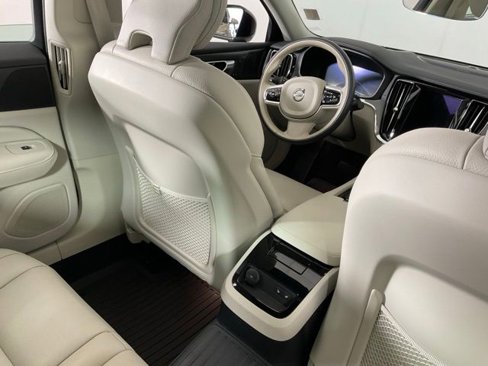 Certified 2024 Volvo S60 T8 Ultimate image 33