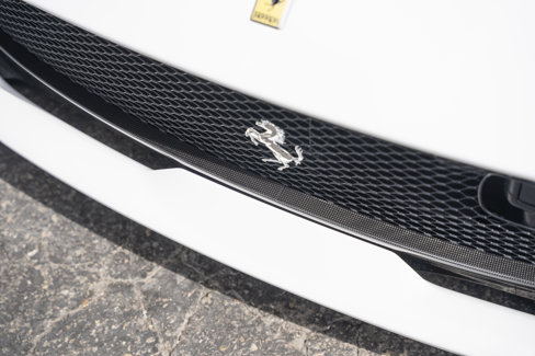 Used 2022 Ferrari 812 GTS image 15