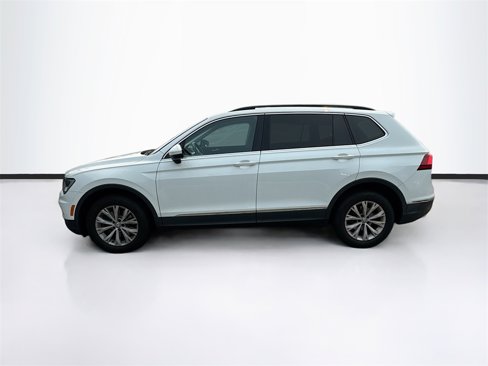 Used 2018 Volkswagen Tiguan SE image 3