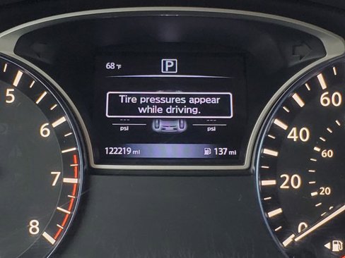 Used 2017 Nissan Altima 2.5 SR image 17