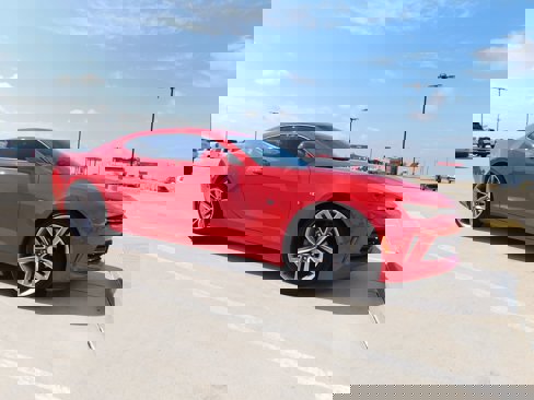 Used 2018 Chevrolet Camaro LT w/ RS Package image 6