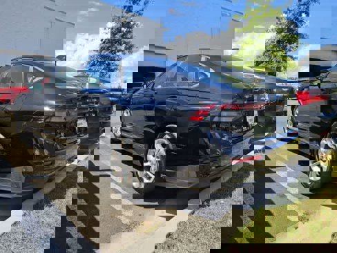 Used 2023 Honda Accord LX image 5