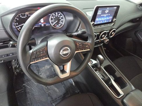 Certified 2024 Nissan Sentra SV image 17