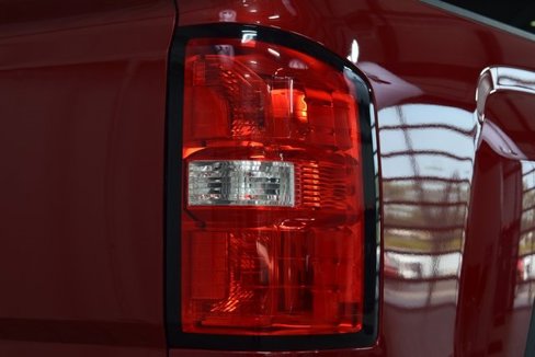 Used 2018 GMC Sierra 2500 SLE w/ SLE Preferred Package image 18