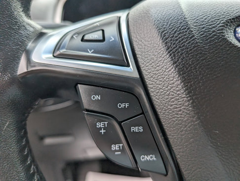 Used 2017 Ford Edge SEL w/ Equipment Group 201A image 22