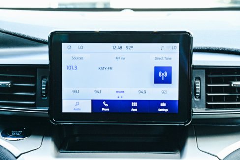 Used 2022 Ford Explorer XLT image 14
