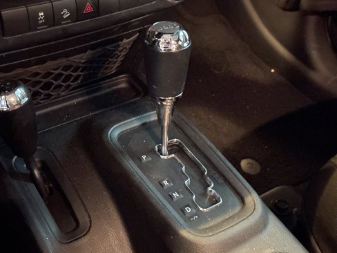 Used 2018 Jeep Wrangler Unlimited Sport S image 19