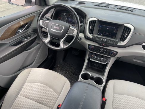 Used 2020 GMC Terrain SLE w/ Driver Convenience Package image 16