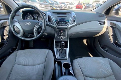 Used 2014 Hyundai Elantra SE image 14