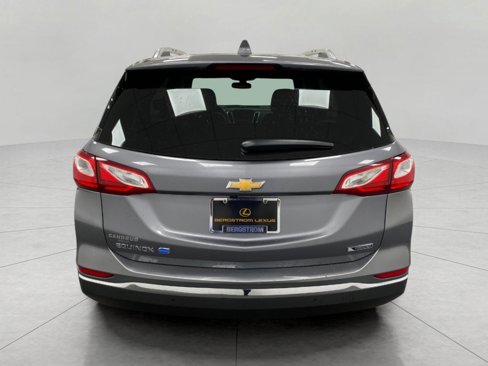 Used 2018 Chevrolet Equinox Premier image 4