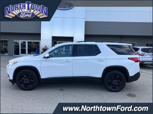 Used 2020 Chevrolet Traverse LT image 1