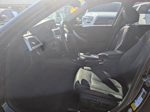 Used 2013 BMW 320i Sedan image 16