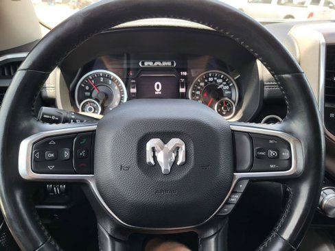 Used 2022 RAM 1500 Laramie image 12