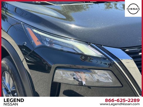 Used 2021 Nissan Rogue S image 8