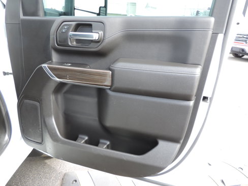 Used 2022 Chevrolet Silverado 3500 LT w/ Convenience Package image 16