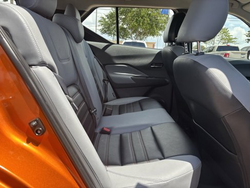 Used 2021 Nissan Kicks SR w/ SR Premium Package image 19