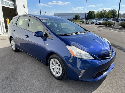 Used 2014 Toyota Prius V Three image 7