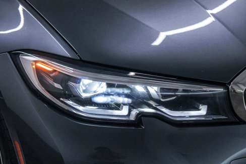 Certified 2022 BMW 330e w/ Driving Assistance Package image 8