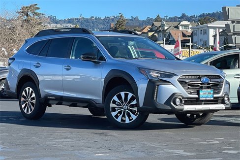 Used 2024 Subaru Outback Limited image 2