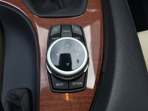 Used 2008 BMW 535xi Wagon image 18