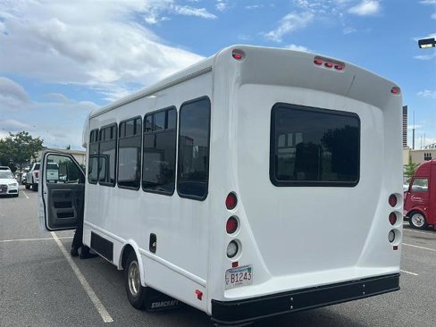 Certified 2017 Ford E-350 and Econoline 350 Super Duty w/ Shuttle Bus Prep Package image 5