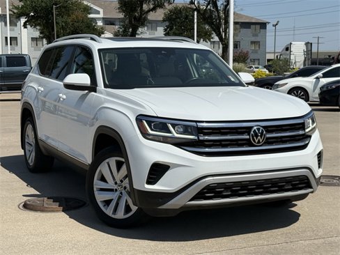 Used 2021 Volkswagen Atlas SEL image 2